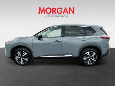 2021 Nissan Rogue — engine compartment view