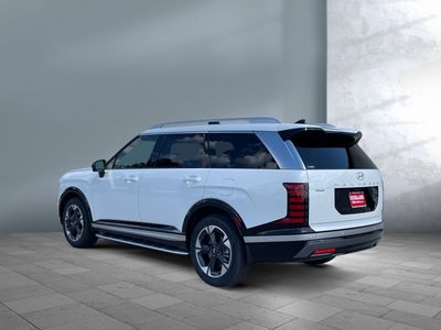 2026 Hyundai Palisade — rear three-quarter view