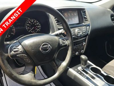 2020 Nissan Pathfinder — engine compartment view