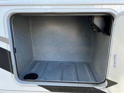 2024 Forest River RV Georgetown 3 Series - Photo 8