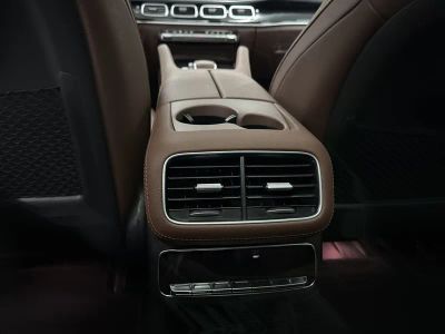 2026 Mercedes-Benz GLS - Photo 23