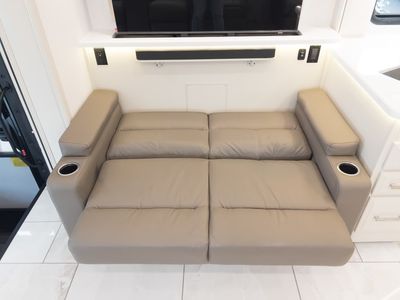 2026 Entegra ACCOLADE XL - Photo 11