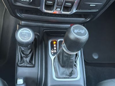 2020 Jeep Wrangler - Photo 23