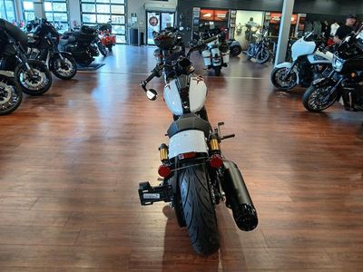 2025 Indian Motorcycle 101 Scout Ghost White Metallic with Graphics - Photo 6