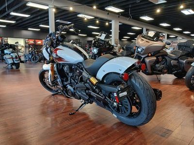 2025 Indian Motorcycle 101 Scout Ghost White Metallic with Graphics - Photo 7