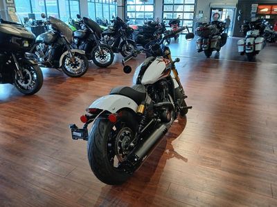 2025 Indian Motorcycle 101 Scout Ghost White Metallic with Graphics - Photo 9