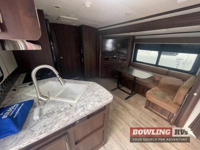 2018 White Hawk 23MRB - Photo 8