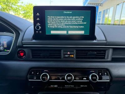 2025 Honda Pilot - Photo 25