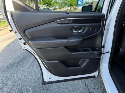 2025 Honda Pilot - Photo 34