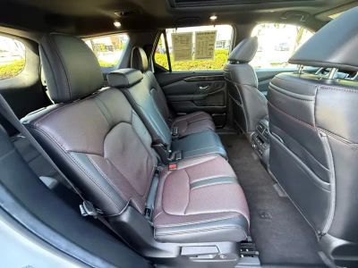 2025 Honda Pilot - Photo 40