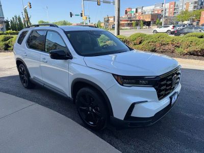 2025 Honda Pilot - Photo 3