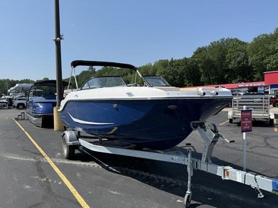 2025 Bayliner D20i - Photo 3