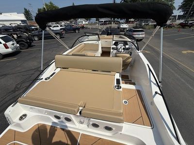 2025 Bayliner D20i - Photo 5