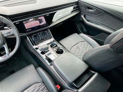 2024 Audi RS Q8 — photo 25 view