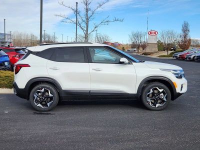 2026 Kia Seltos — side profile view