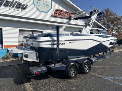 2025 Malibu Boats 22 LSV - Photo 5