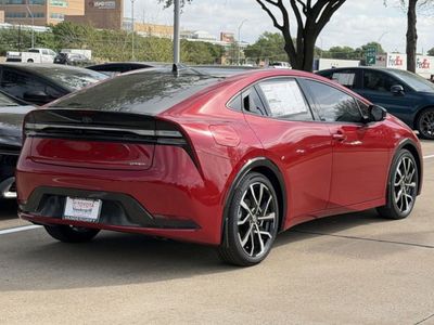 2026 Toyota Prius Plug-In Hybrid - Photo 4