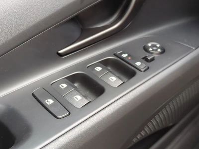 2026 Hyundai ELANTRA — photo 28 view