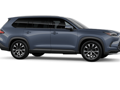 2026 Toyota Grand Highlander Hybrid - Photo 13