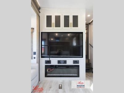 2026 Montana 3901RK - Photo 19
