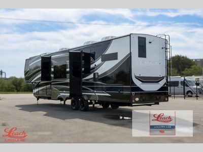 2026 Montana 3901RK - Photo 7