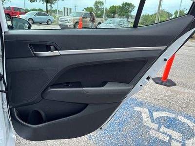 2020 Hyundai Elantra - Photo 39