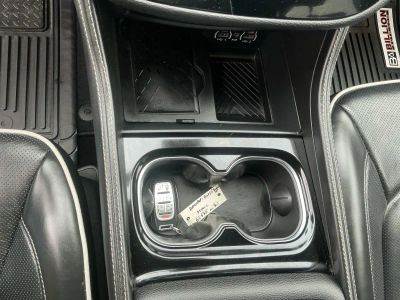 2025 Chrysler Pacifica — photo 12 view