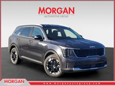 2026 Kia Sorento S — front three-quarter view
