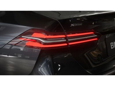2026 BMW 5 Series - Photo 8
