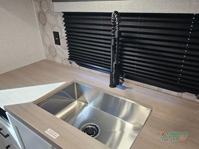 2026 Venture RV Sienna - Photo 9