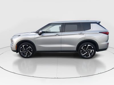 2024 Mitsubishi Outlander - Photo 4