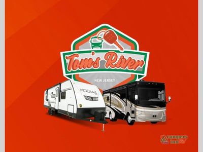 2025 Forest River RV Cherokee Grey Wolf Black Label — photo 31 view
