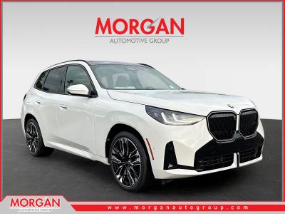 2026 BMW X3 30 xDrive in Alpine White — front three-quarter view