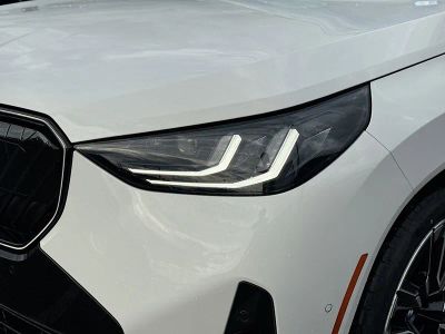 2026 BMW X3 — photo 9 view