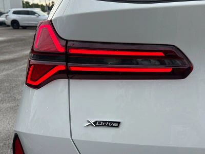 2026 BMW X3 — photo 10 view