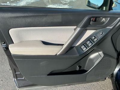 2017 Subaru Forester — photo 15 view