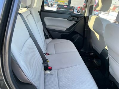 2017 Subaru Forester — photo 18 view