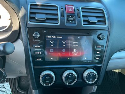 2017 Subaru Forester — photo 11 view