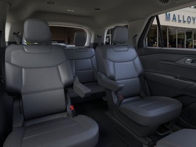 2026 Ford Explorer — photo 32 view