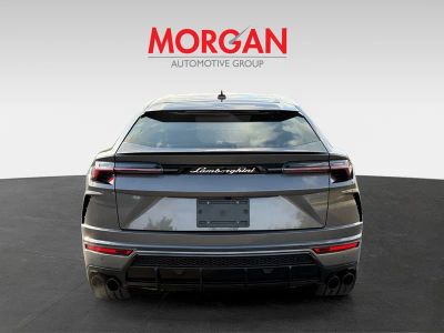 2021 Lamborghini Urus — engine compartment view