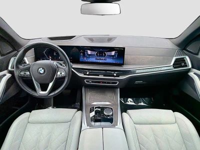 2025 BMW X5 — photo 14 view