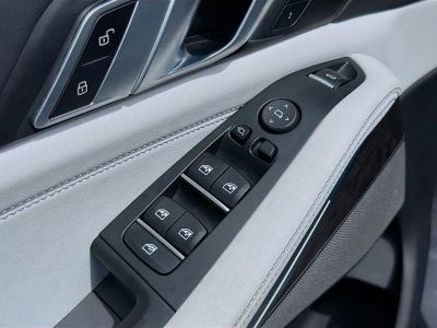 2025 BMW X5 — photo 21 view