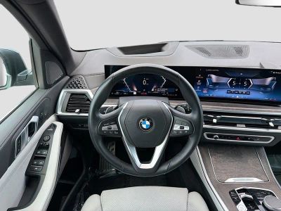 2025 BMW X5 — photo 15 view