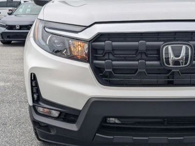2026 Honda Ridgeline — photo 9 view