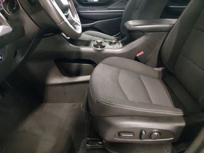 2022 GMC Terrain - Photo 16