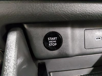 2025 Nissan Rogue - Photo 17
