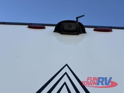 2025 Ember RV E-Series - Photo 14