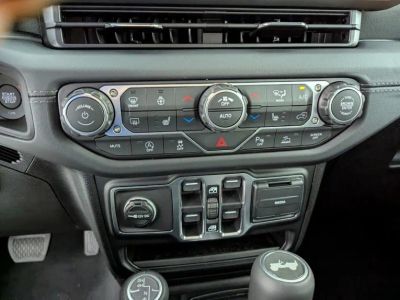 2026 Jeep Wrangler — photo 24 view