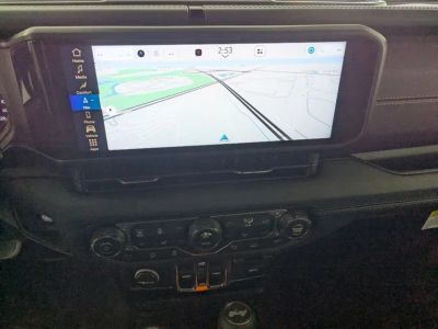 2026 Jeep Wrangler — photo 22 view