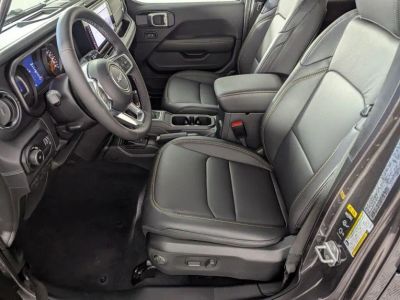 2026 Jeep Wrangler — photo 10 view